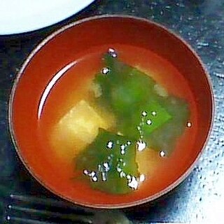豆腐とわかめの液体みそ味噌汁